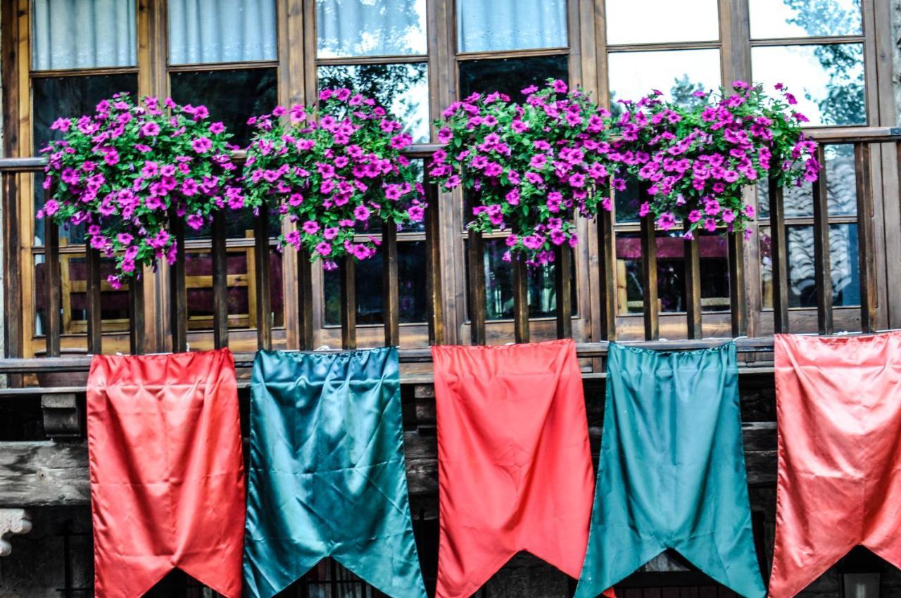 Hostal Santuari De Paller Baga Bagian luar foto