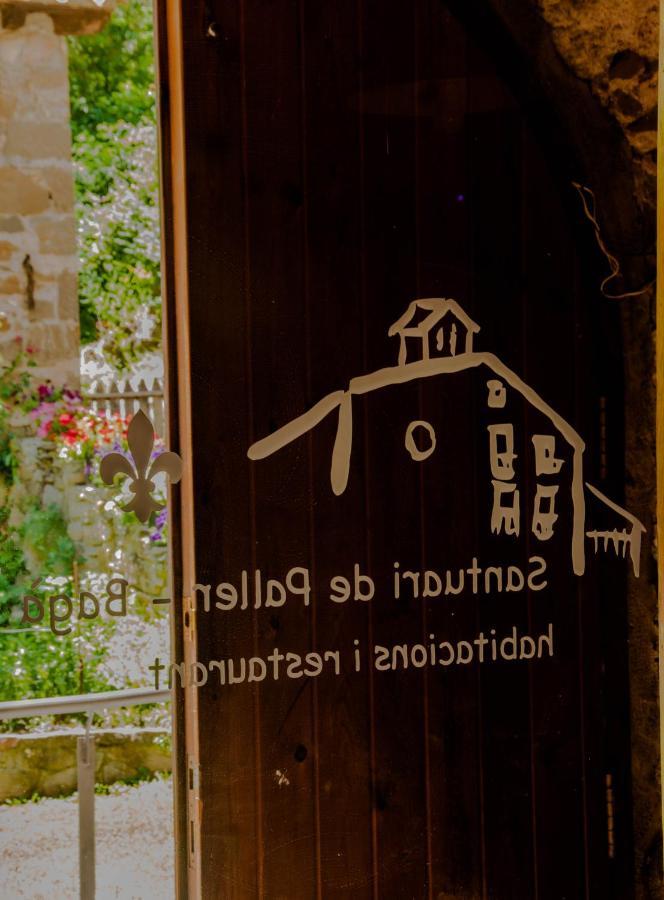 Hostal Santuari De Paller Baga Bagian luar foto