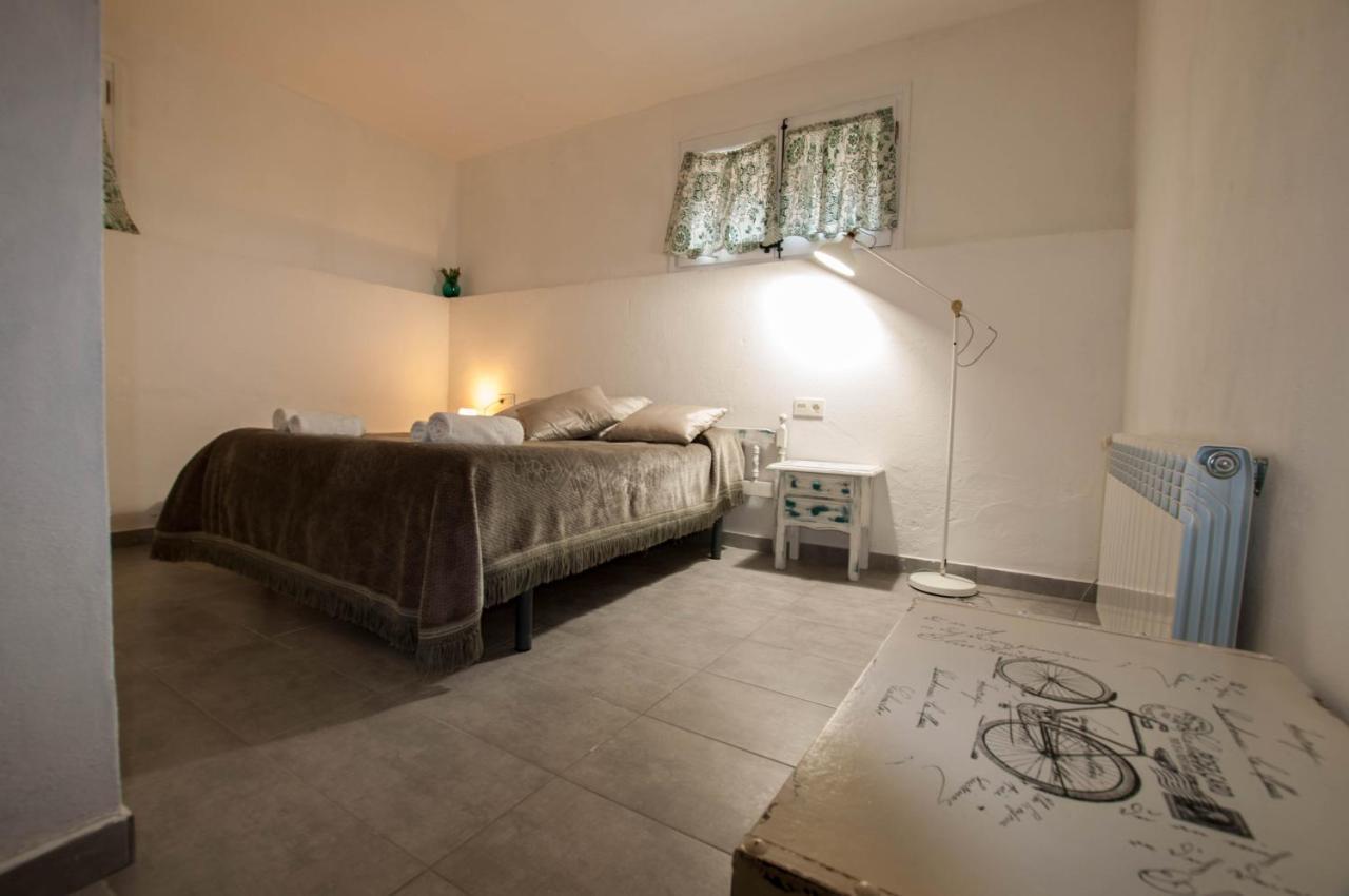 Hostal Santuari De Paller Baga Bagian luar foto