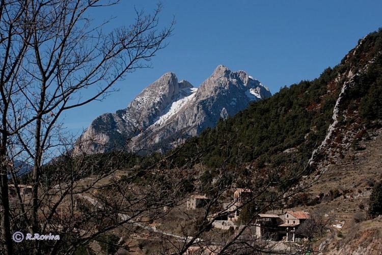Hostal Santuari De Paller Baga Bagian luar foto